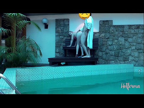 ❤️ Inaanyayahan ni Boss ang kasambahay sa pool, ngunit hindi napigilan ang init ❤❌ Fuck video sa tl.obuvlisett.ru ﹏